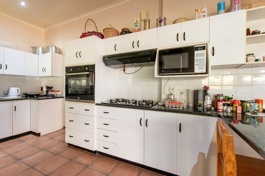 4 Bedroom Property for Sale in Ongegund Village Western Cape